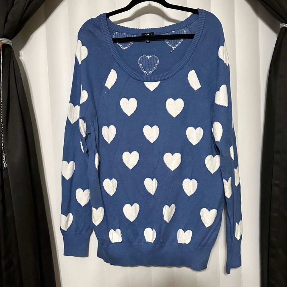 Torrid blue sweater with white hearts, scoop neck, long sleeved
